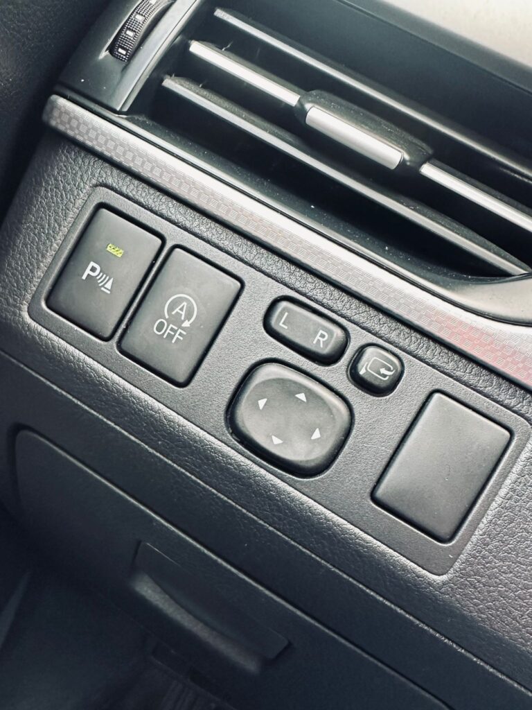 Toyota Avensis / Fab.-09.2015 / Euro6 / 2.0 Diesel 143 CP / Posibilitate Rate / BuyBack / GARANTIE 1 AN