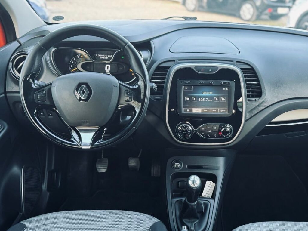 Renault Captur/ Fab.02-2015 / 0.9TCE 90CP/ Euro 5 / Posibilitate Rate / Buy-back/ GARANTIE 1 AN
