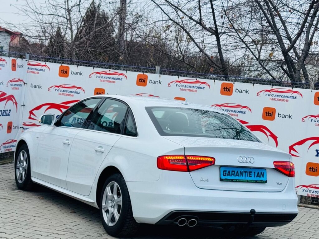 Audi A4 Berlina /BiXenon/LED/Fab 12.2013 /2.0TDI 136cp/Euro V/Posibilitate Rate/GARANTIE 1 AN