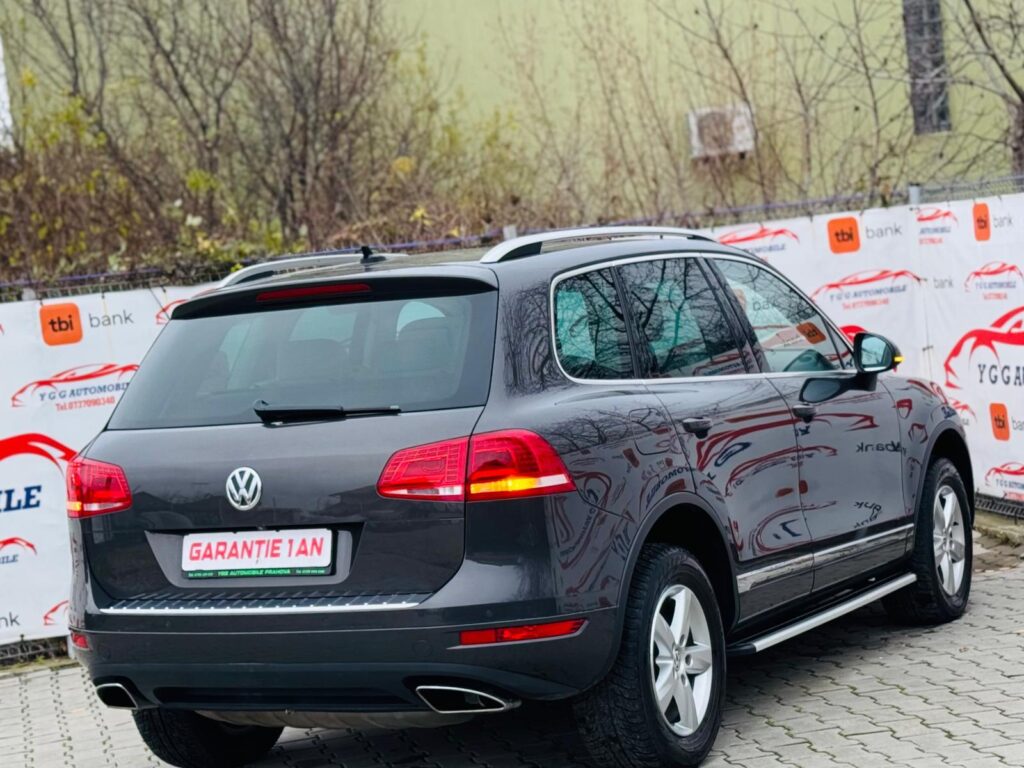 Volkswagen Touareg  4x4 / Fab.- 03.2012 / 3.0 Diesel 245 Cp / Euro 5 / Posibilitate Rate / BuyBack / Garantie 1 AN