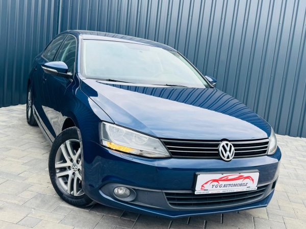 VOLKSWAGEN JETTA / Fab- 12.2011 / 1.4 BENZINA 122 CP / EURO 5 / Posibilitate Rate / BuyBack / GARANTIE 1 AN