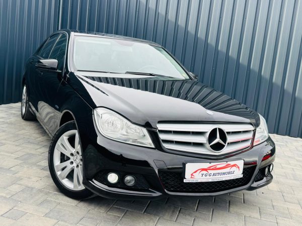 MERCEDES C220 CDI / 2.2 DIESEL 170CP / FAB 04.2012 / EURO 5 / Posibilitate Rate / BuyBack / Garantie 1 AN