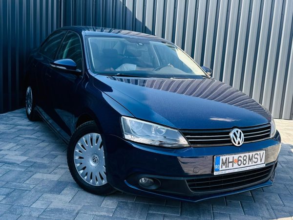 VOLKSWAGEN JETTA / 1.6 DIESEL 105CP / FAB 03.2012/ EURO 5 / INMATRICULATA / Posibilitate Rate / BuyBack / GARANTIE 1 AN