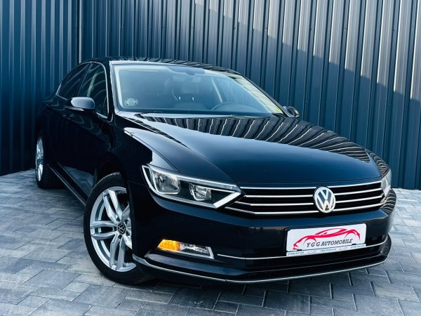 VOLKSWAGEN PASSAT B8 / 2.0 DIESEL 150CP / FAB 09.2015 / EURO 6 / Posibilitate Rate / BuyBack / Garantie 1 AN