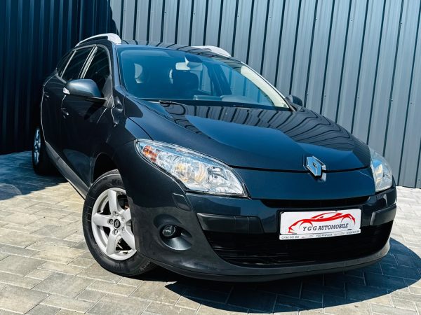 RENAULT MEGANE III / 1.5 DIESEL 90 CP / FAB 04.2012 / EURO 5 / Posibilitate Rate / BuyBack / Garantie 1 AN