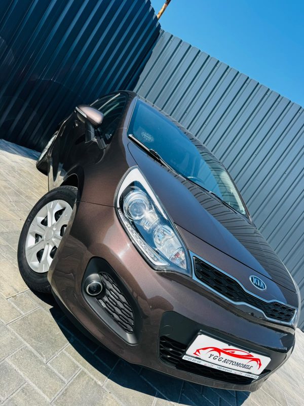 KIA RIO / 1.4 BENZINA 109CP / FAB 11.2011 / EURO 5 / Posibilitate Rate / BuyBack / GARANTIE 1 AN