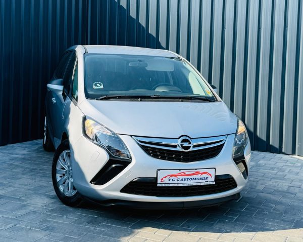 OPEL ZAFIRA / 7 LOCURI / FAB 12.2013 / 1.4 BENZINA 120CP / EURO 5 / POSIBILITATE RATE / BuyBack / GARANTIE 1 AN