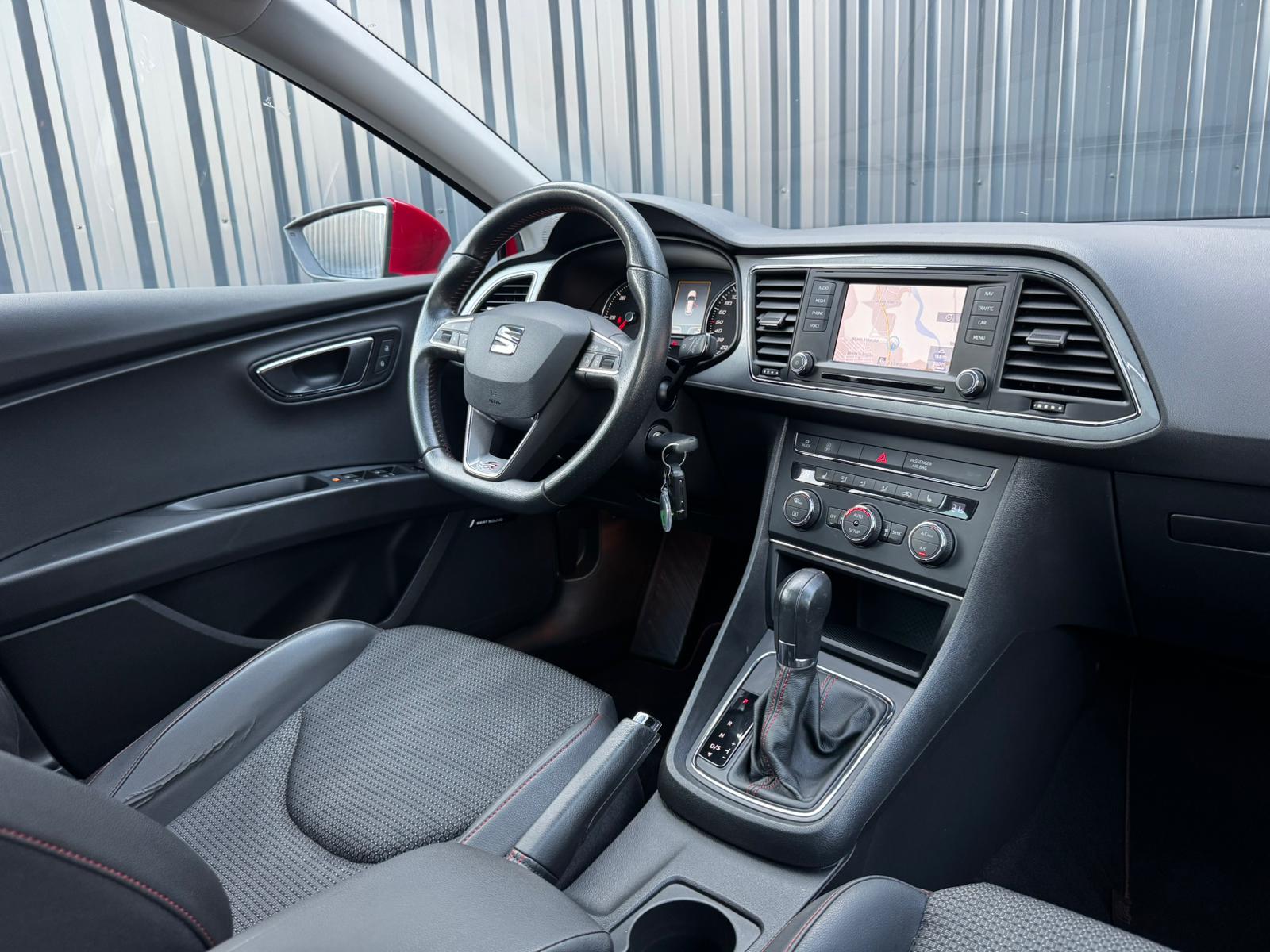 SEAT LEON FR / 2.0 DIESEL 150CP / FAB 07.2014 / EURO 5 / Posibilitate Rate / BuyBack / Garantie 1 AN
