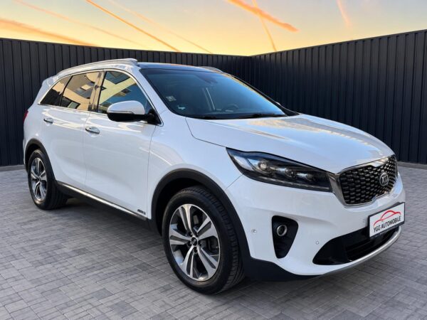 KIA SORENTO 2019 AWD / 2.2 DIESEL 200 CP / FAB 11.2019 / EURO 6 KIA SORENTO 2019 AWD / 2.2 DIESEL 200 CP / FAB 11.2019 / EURO 6
